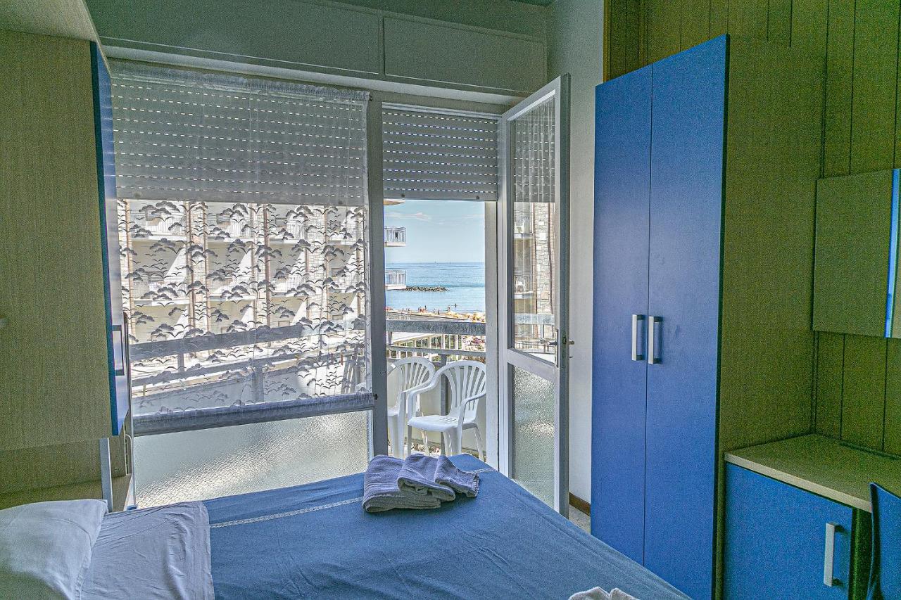 Hotel Tropical Bellaria-Igea Marina Esterno foto